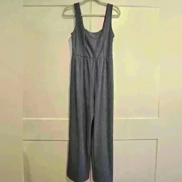 Wild Fable Jumpsuit - Picture 4 of 10